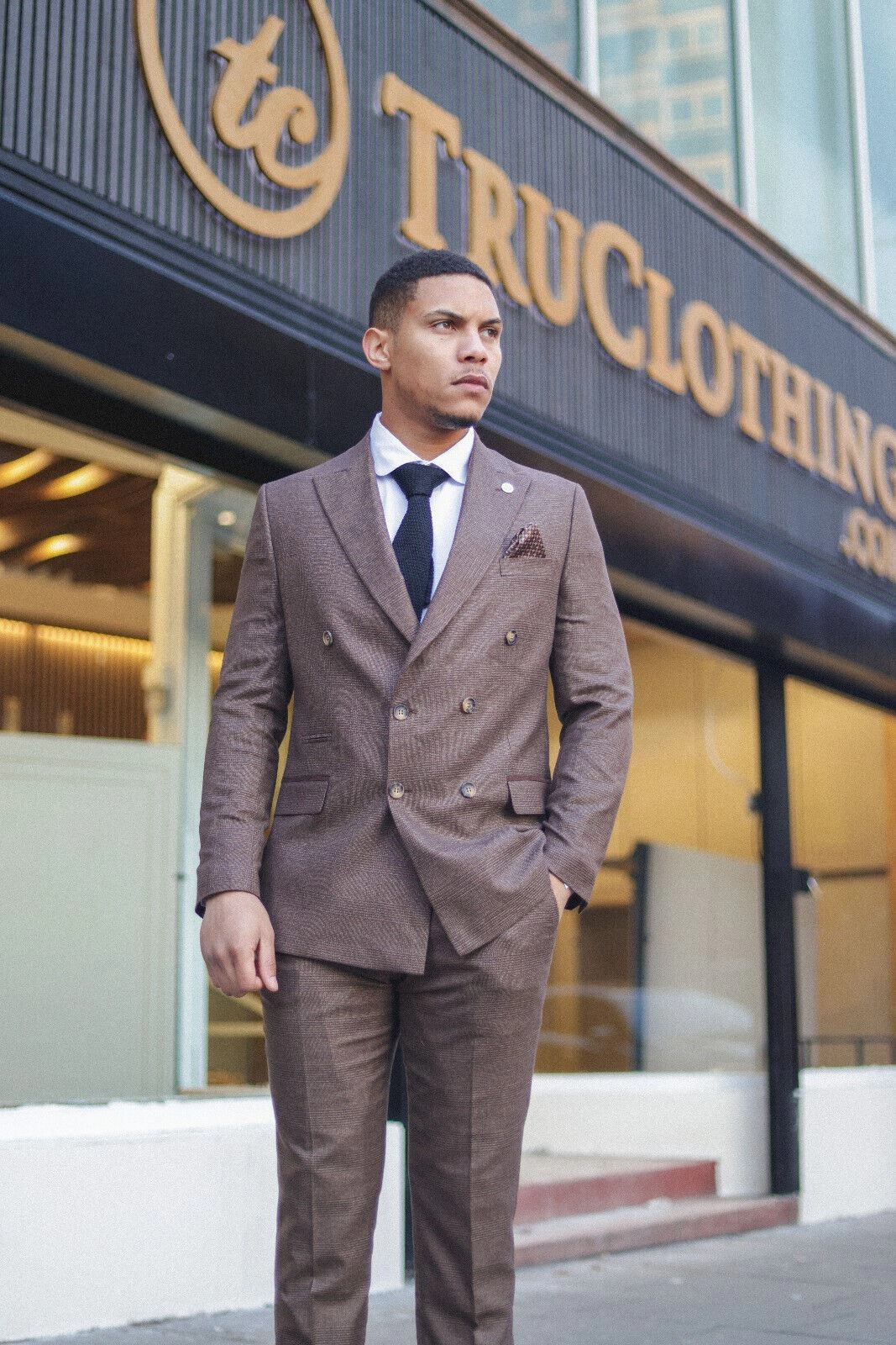 Men's Classic Brown Double Breasted 2-Piece Suit