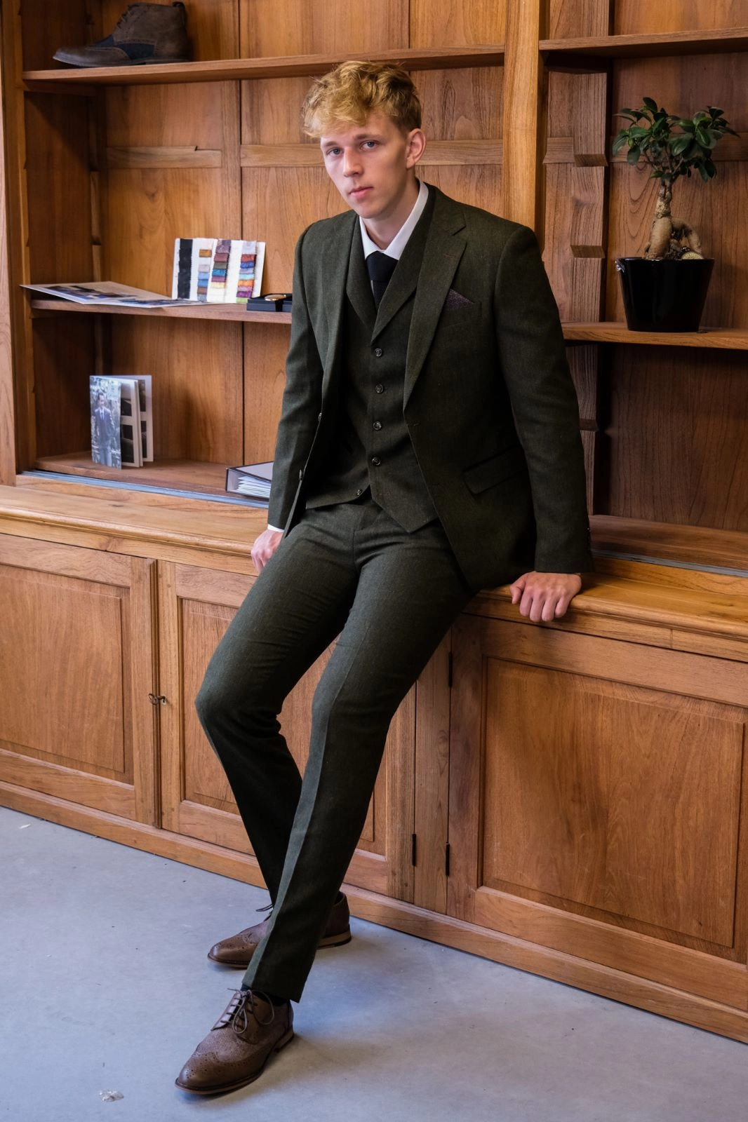 TAVERNY Chief - Men's Three-Piece Suit Gentleman Navy